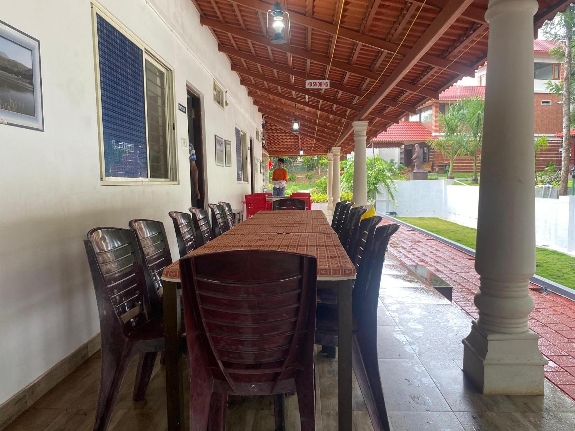 Bougain Villa Chikmagalur Luaran gambar